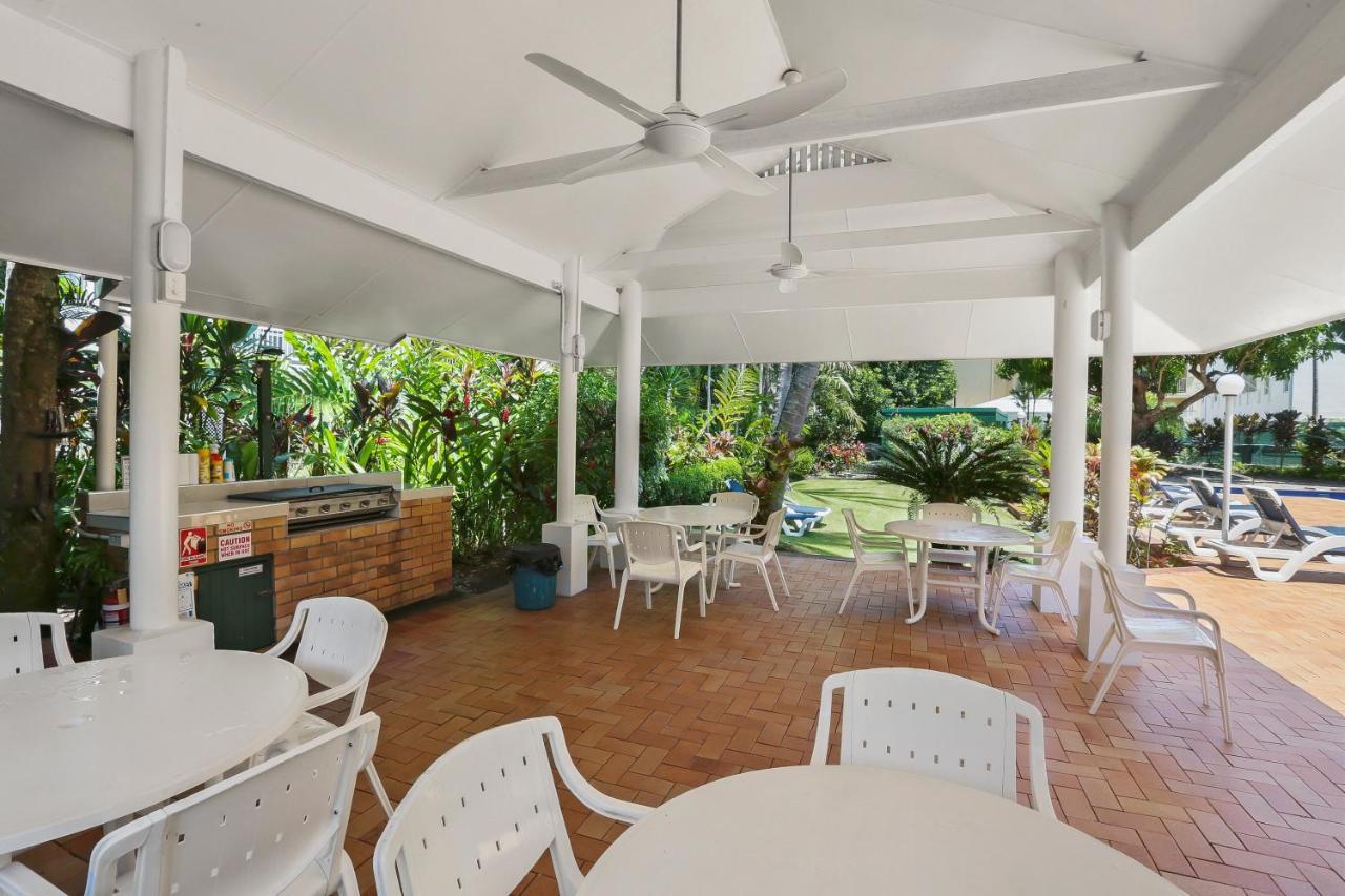 Agincourt Beachfront Apartments Clifton Beach Exterior foto