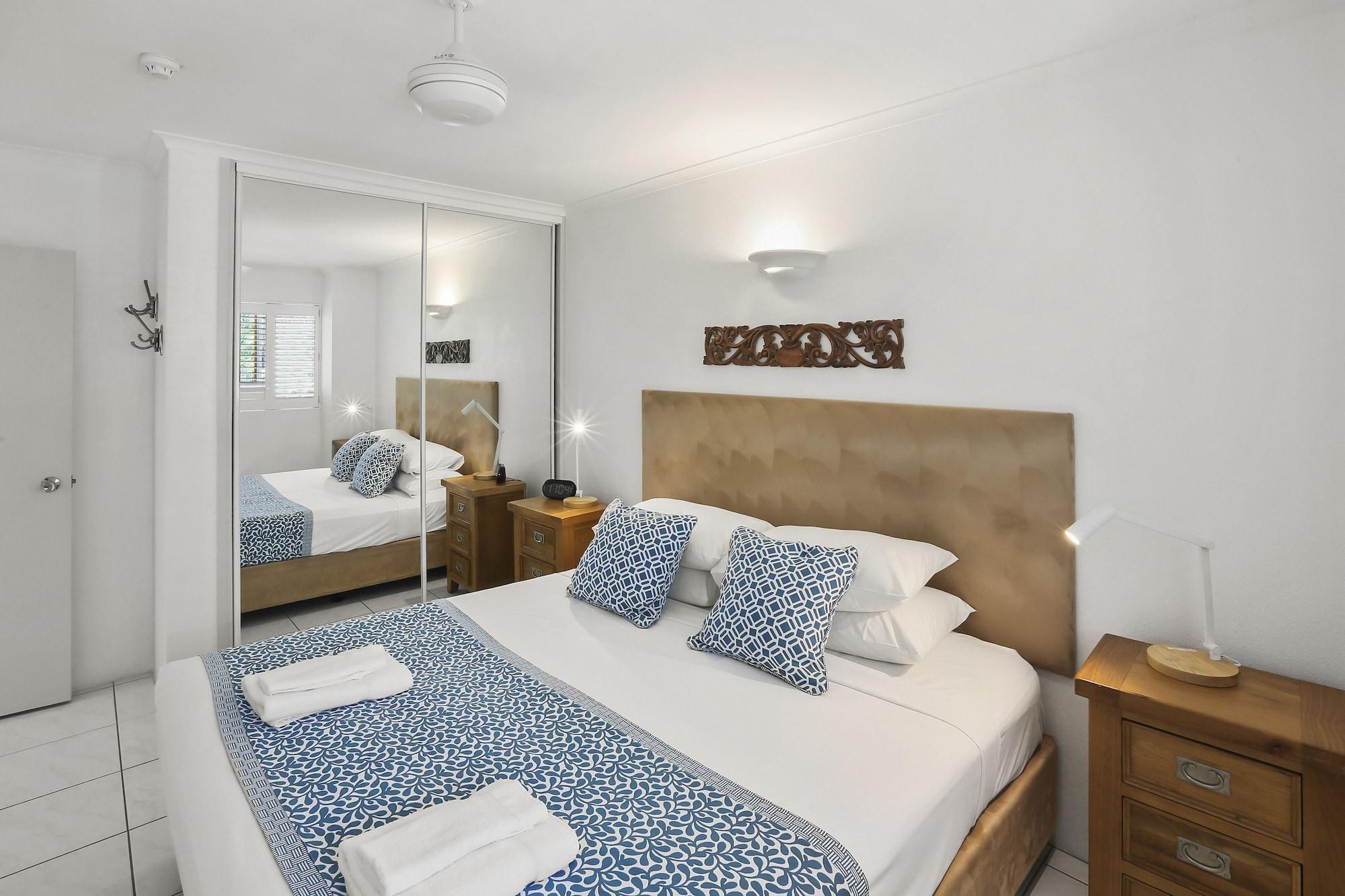 Agincourt Beachfront Apartments Clifton Beach Exterior foto