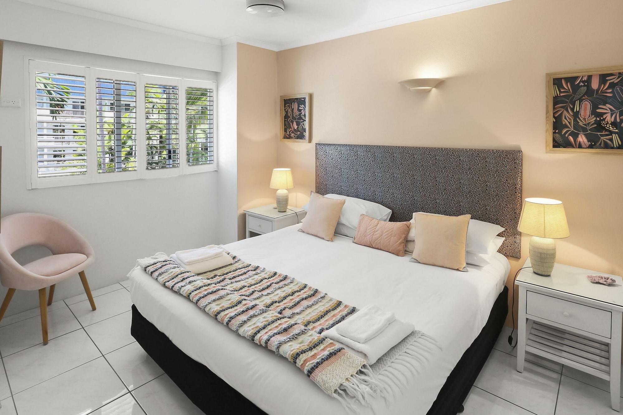 Agincourt Beachfront Apartments Clifton Beach Exterior foto